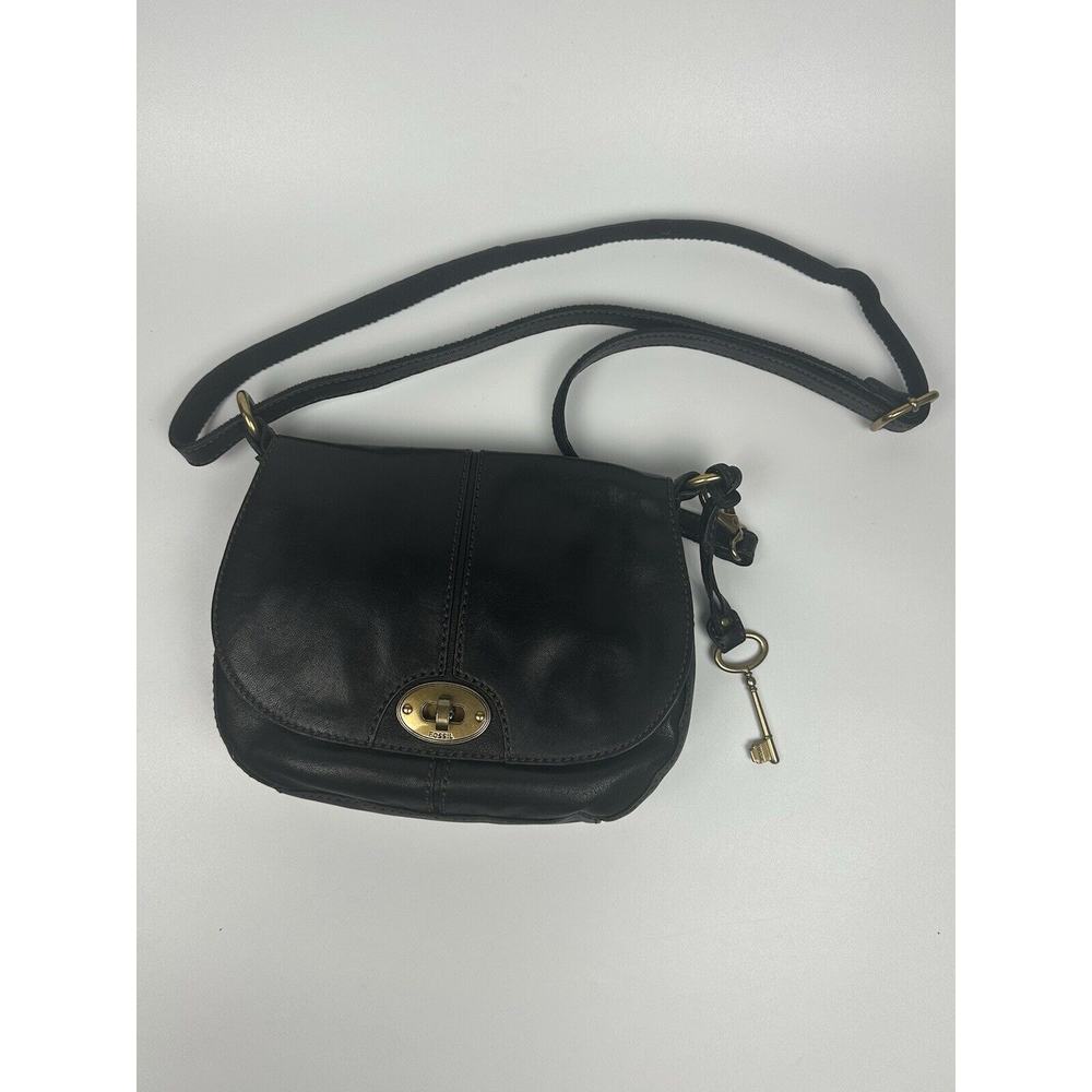 Fossil Purse Black Pebbled Leather Crossbody Shoulder Back With Key Vintage